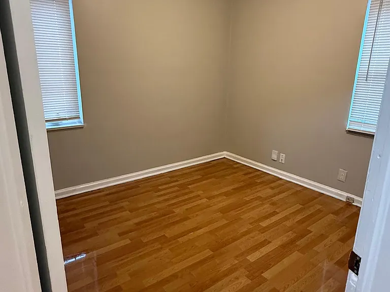 10370 Britain St — Photo 3
