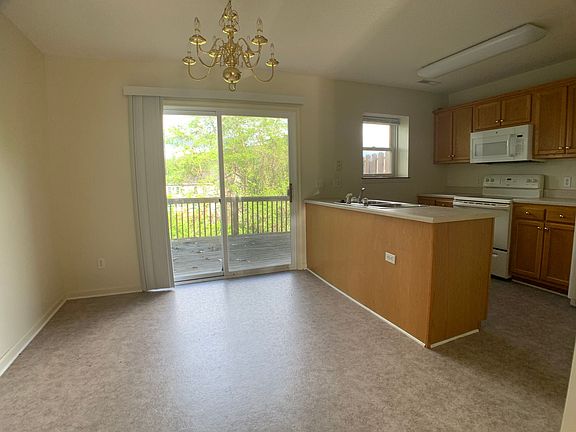 4th image of 2341 Avalon Woods Dr