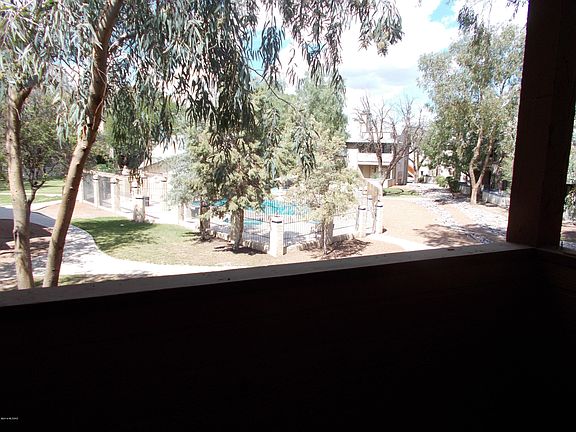 4th image of 5686 S Wood Crest Dr
