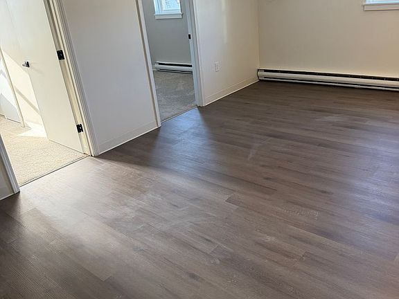 4th image of 38 Lowell St #6