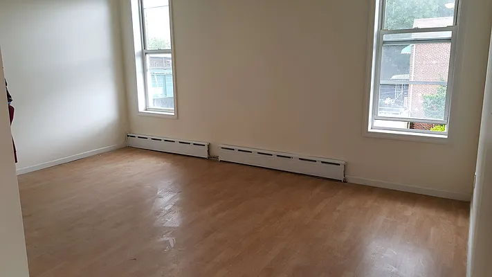 Rented by Naomi Property LLC | media 22