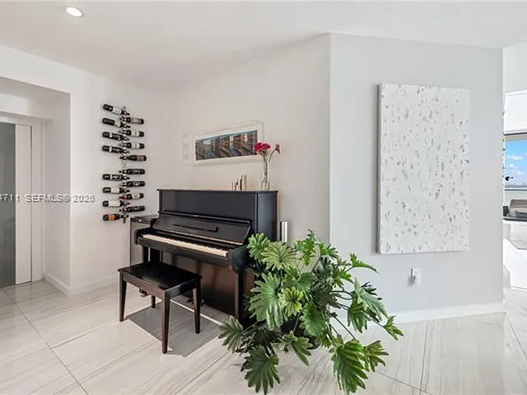 480 NE 31st St #CU-1801 — Photo 20