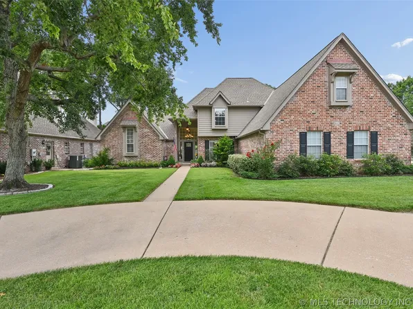 5706 E 102nd St, Tulsa, OK 74137