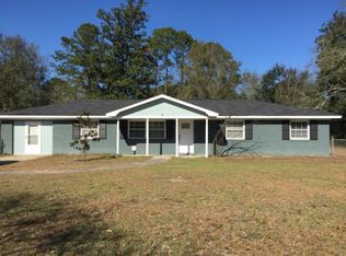 8 Palm Dr, Hinesville, GA 31313