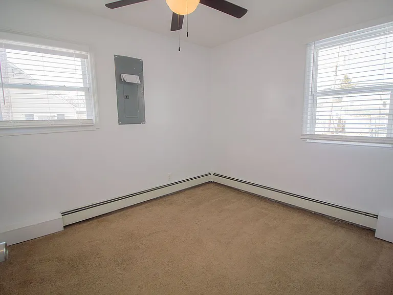 1 Charles Rd — Photo 11