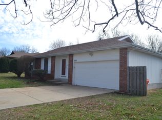 2812 W Katella Ln, Springfield, MO 65807