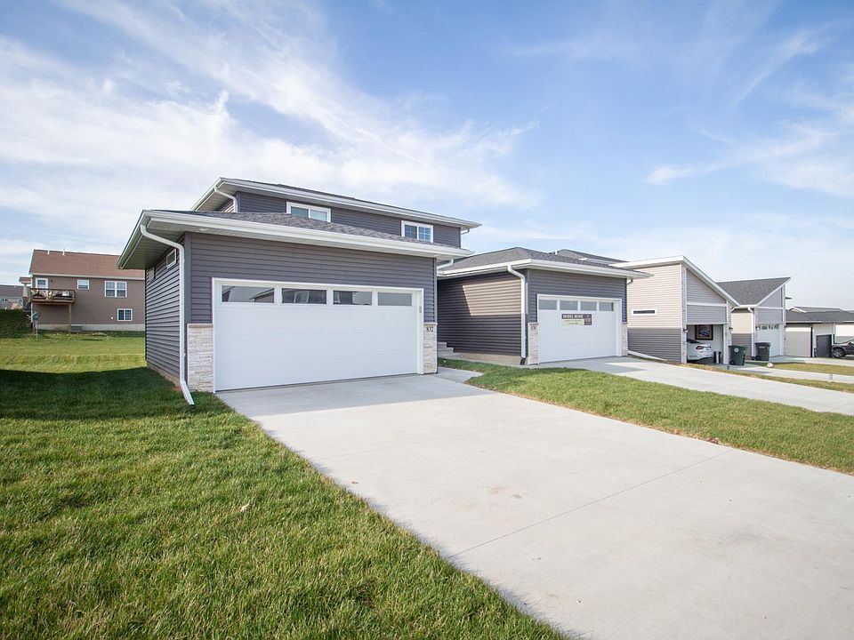 843 Grindstone Cir, Waterloo, IA 50702 Zillow