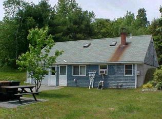 40 Burnham Rd, Saco, ME 04072