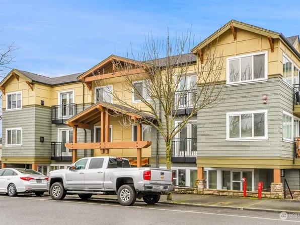 128 4th Avenue S #202, Edmonds, WA 98020