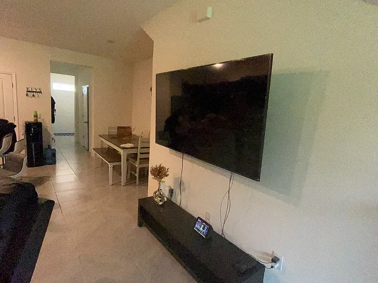 1387 Colt Creek Pl — Photo 2