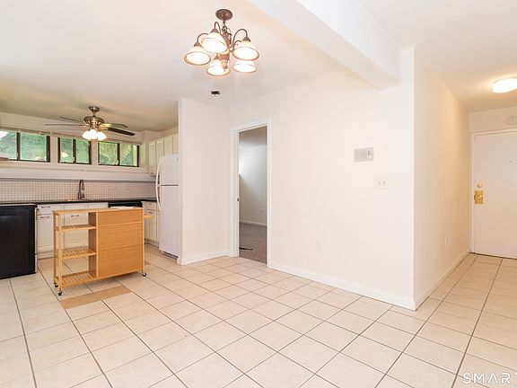 2nd image of 175 Mill Pond Road #101