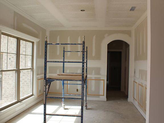 4th image of 209 Southern Winds Dr