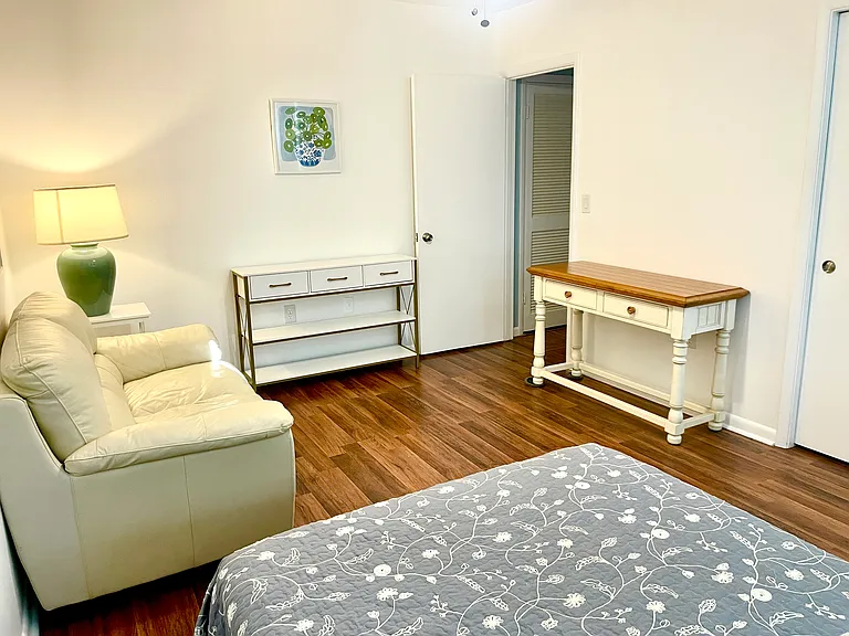 380 Base Ave E #203 — Photo 21
