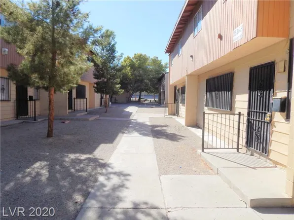 2526 Bulloch St, North Las Vegas, NV 89030