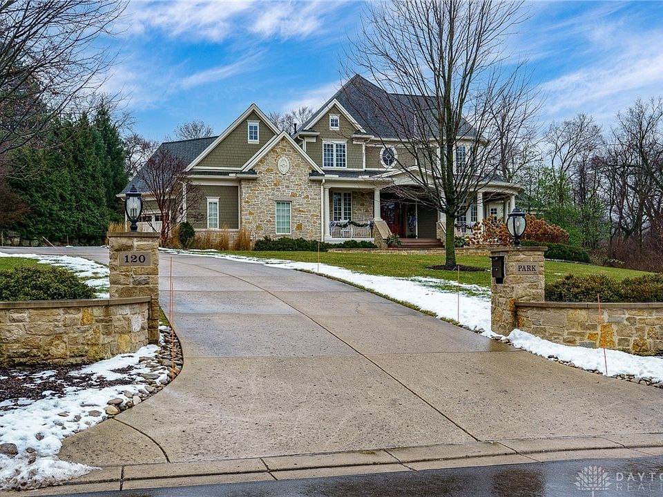 2nd image of 120 Park Rd