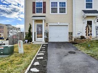 11 Venetian Ct, Hedgesville, WV 25427