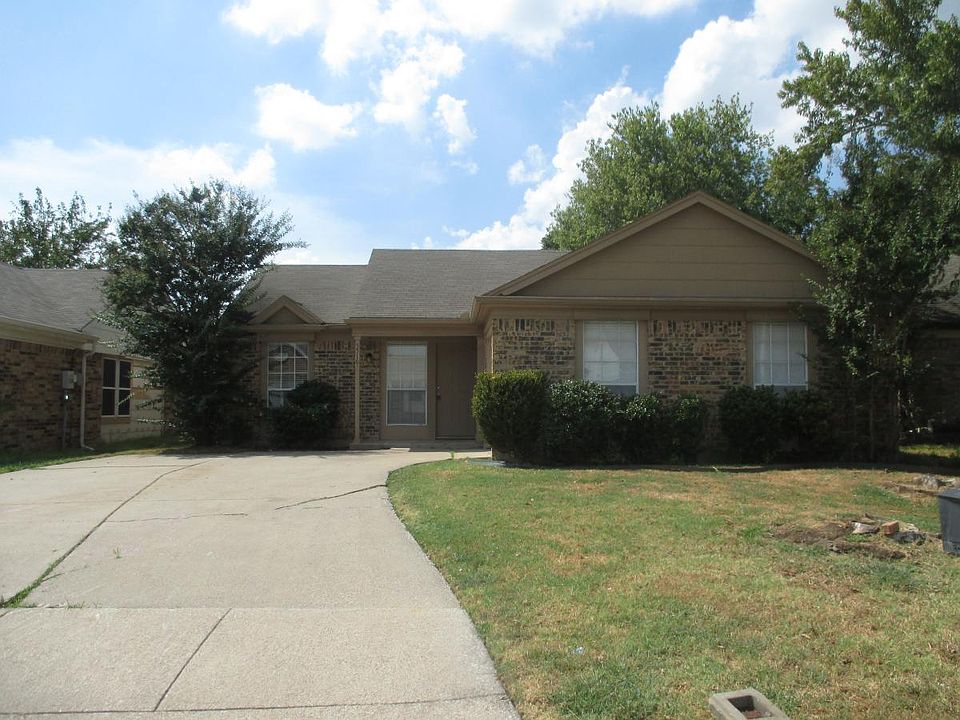 1st image of 5516 Blue Spruce Dr