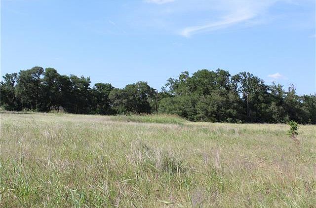 2nd image of 1590 County Road 226