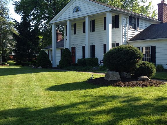 4th image of 106 Henning Dr