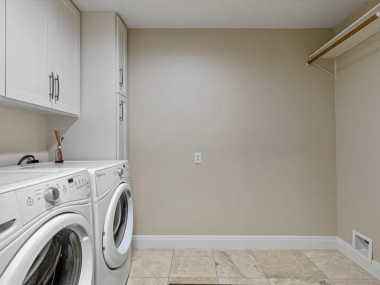25207 Lake View Dr — Photo 28