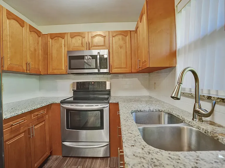 6599 NE 7th Ave #6599 — Photo 10