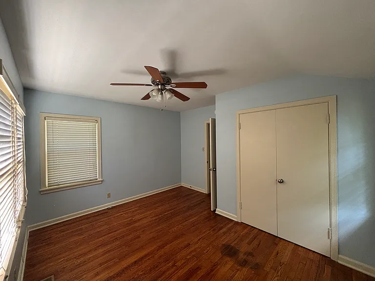 823 S Blakely St — Photo 12