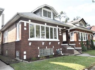 1527 Home Ave, Berwyn, IL 60402