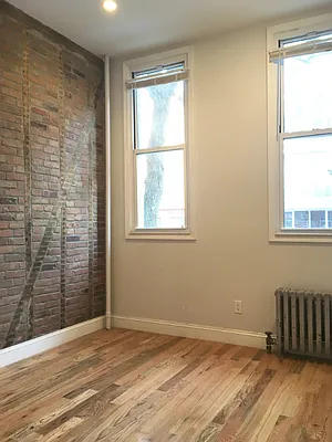 Rented by Brickwood Realty | media 46