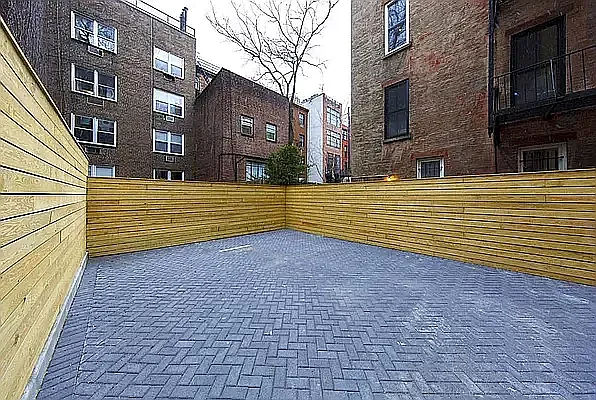 Rented by Avenues Real Estate | media 33