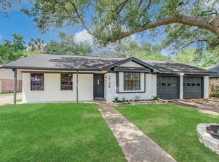 2708 Tallow St, Alvin, TX 77511