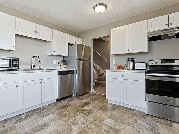5th image of 2324 Londin Ct E #23XX