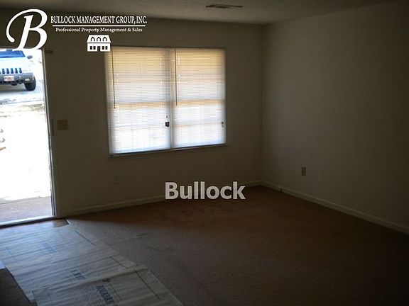2nd image of 385 Lexington Dr