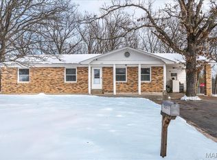 105 Watkins St, Bourbon, MO 65441