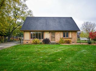 12813 Model Ct, Crestwood, IL 60445