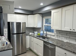 3178 McGuffey Rd, Columbus, OH 43224