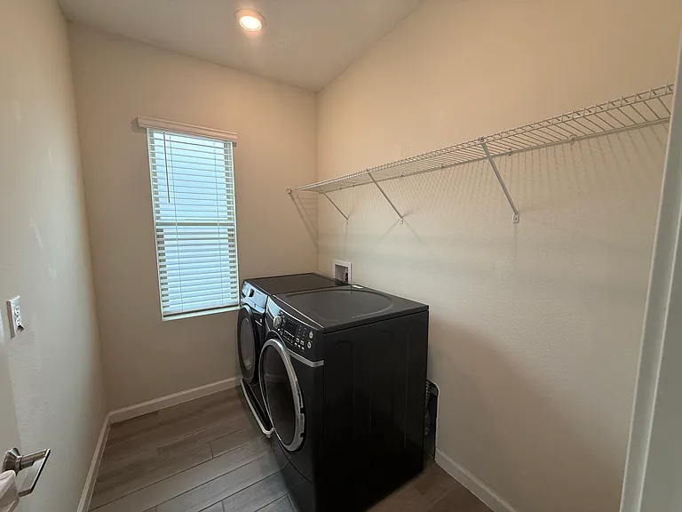 1337 Silver Moon Ln — Photo 10