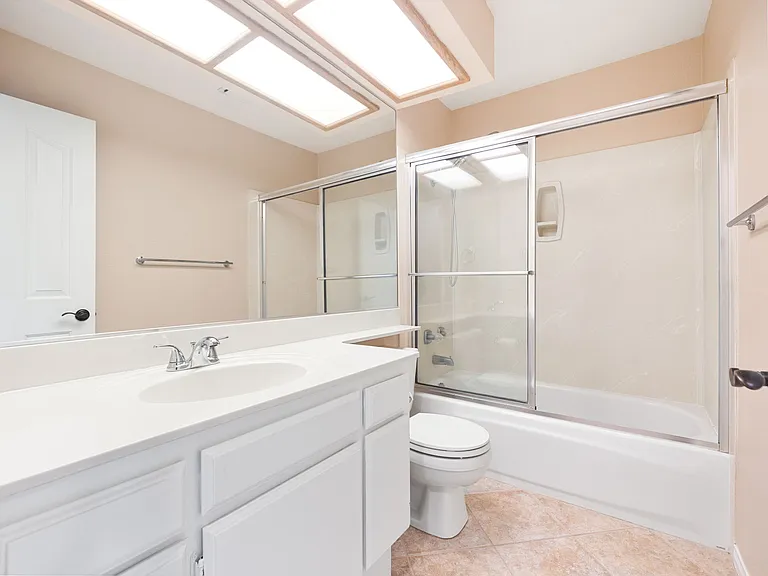 44030 Mariposa Ct — Photo 17