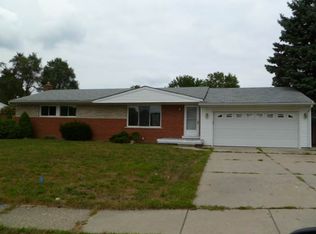 1355 Athlone St, Oxford, MI 48371
