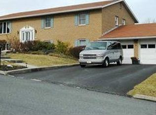 731 Capri Cir, Lewisberry, PA 17339