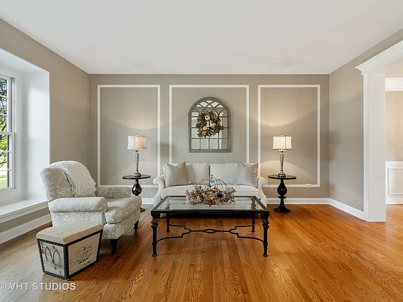4th image of 11637 Rushmore Dr