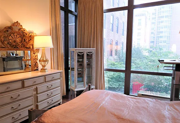 Sold by Renetta Real Estate | media 1