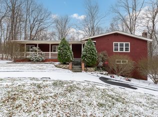44 Pomps Ln, North Branford, CT 06471