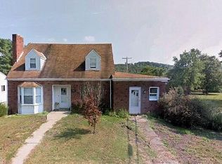 747 Millers Run Rd, Mc Donald, PA 15057