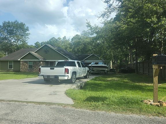 2nd image of 25640 Forest Ln