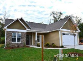 82 Weaver Village Walk, Weaverville, NC 28787
