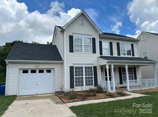 2113 Ballingarry Dr, Statesville, NC 28625