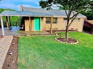 1080 Kellinger Dr, Baden, PA