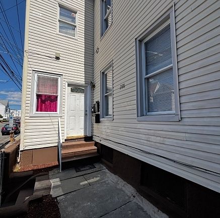 2nd image of 288 Totowa Ave