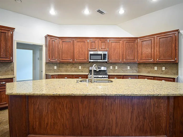 1511 Eden Meadows Dr — Photo 16