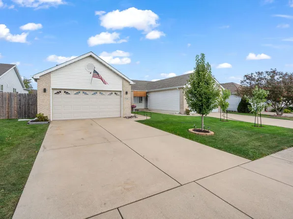 1714 Evergreen Ave, Crown Point, IN 46307